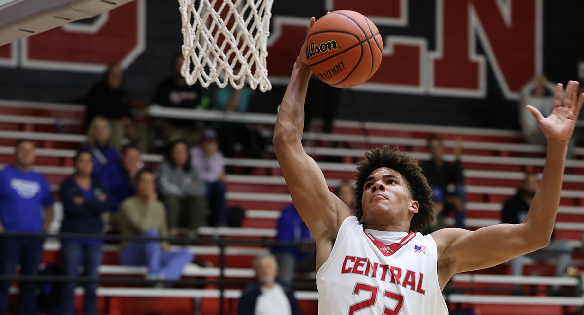 Central gets win in long-awaited opener | The Berne Witness