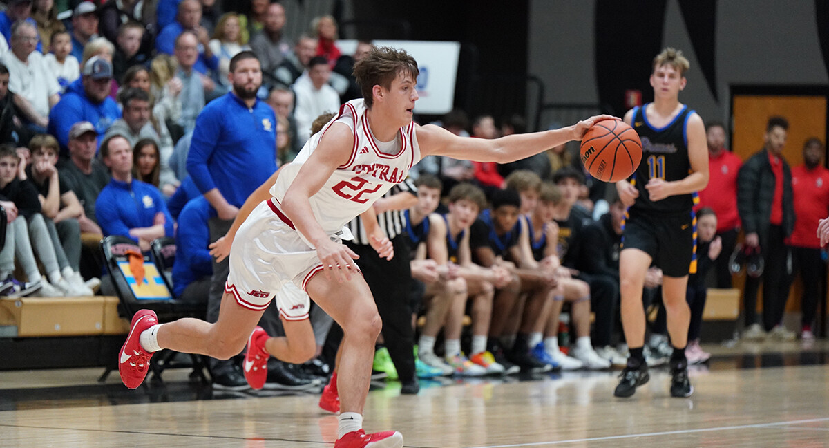 Smith, Pickett lead Blackhawk to semifinal rout… | The Berne Witness
